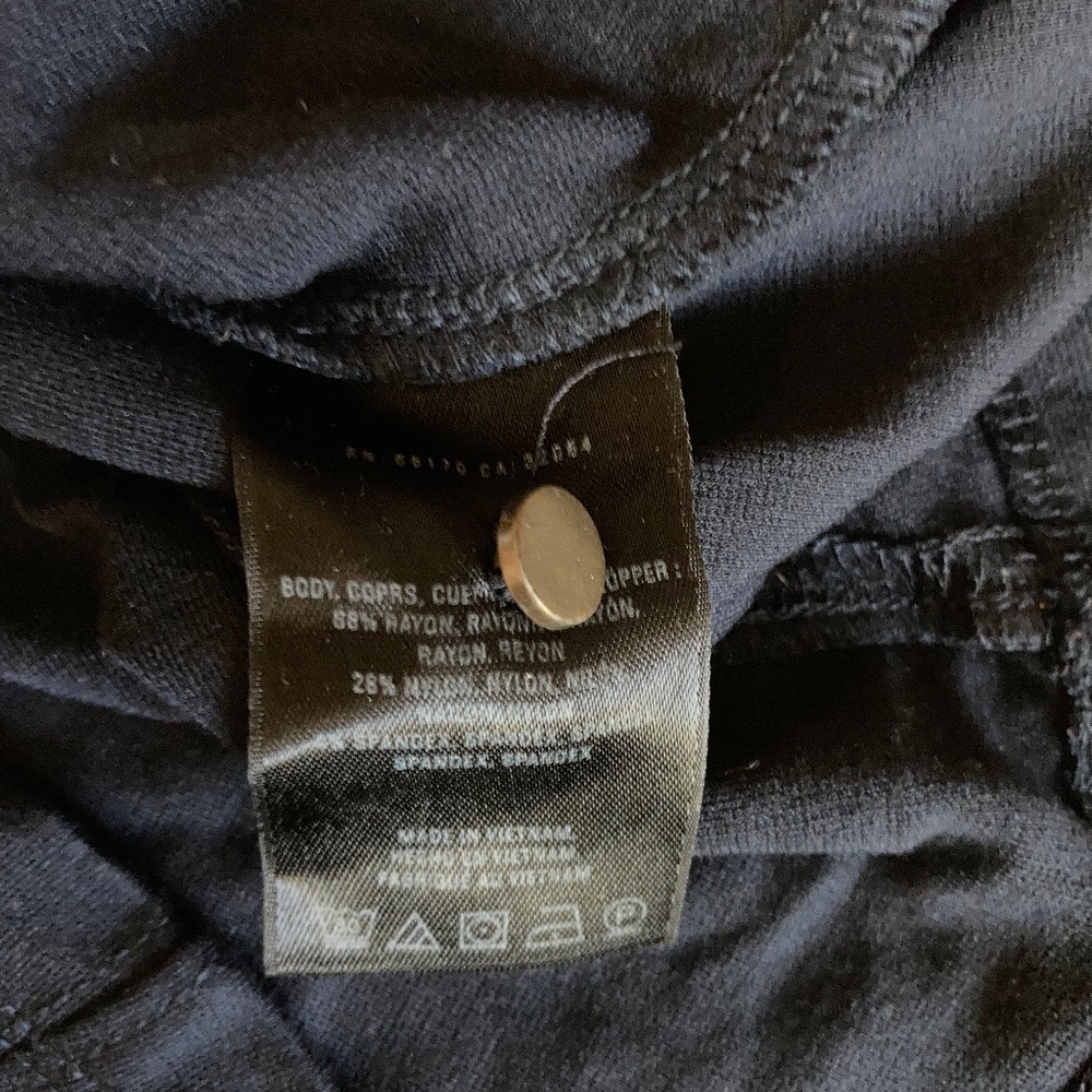 Ett Twa by Anthropologie Classic Navy Blue Keyhole Mock Neck Shortsleeve Size S - Picture 6 of 7